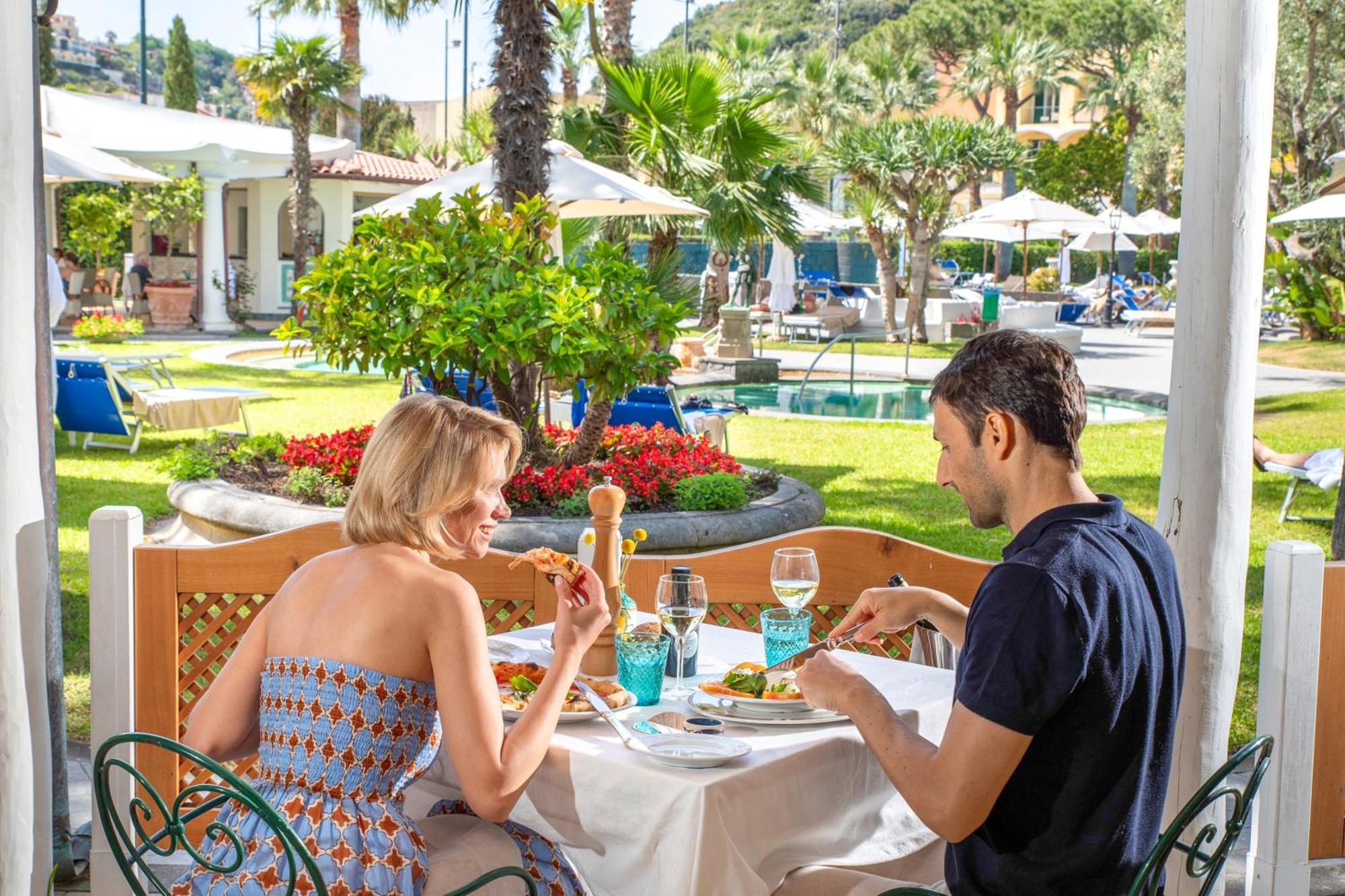 La Reginella Resort & Spa Lacco Ameno  Екстериор снимка